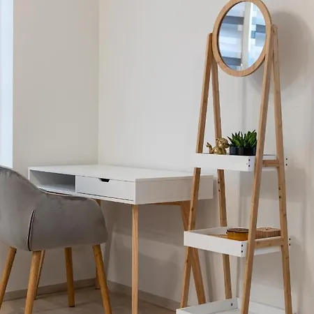 Appartement Center Parking Space *