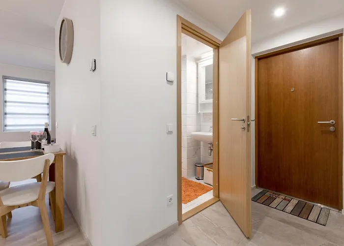 Center Parking Space Apartment *